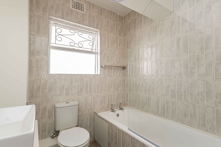 To Let 2 Bedroom Property for Rent in Sea Point Western Cape